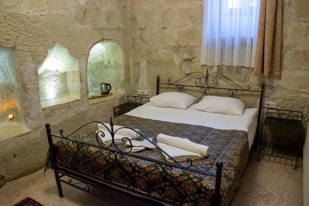 Готель Alaca Cave Cappadocia 3*