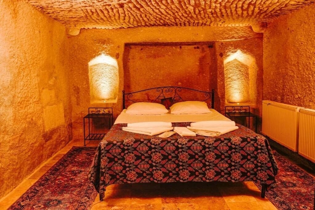 Фотографія Alaca Cave Cappadocia (ex. Alaca Cave Cappadocia Boutique, Caravanserai Cave Hotel) 3*