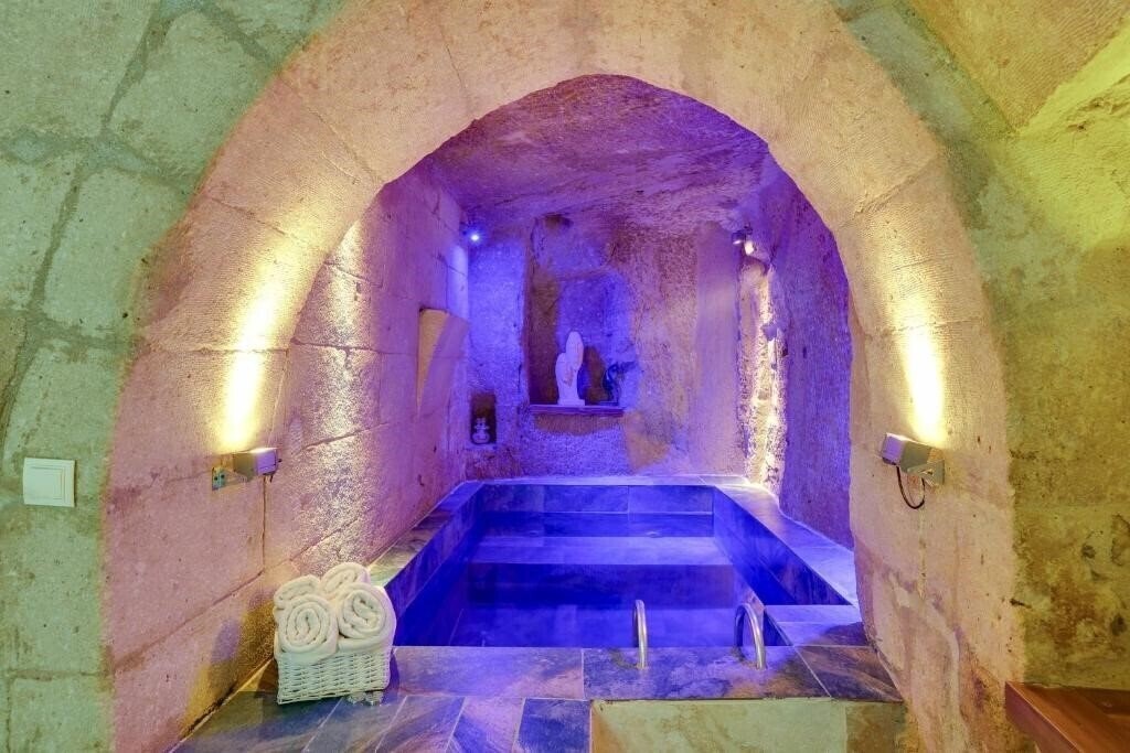Фотографія Castle Inn Luxury Hotel In Cappadocia 3*
