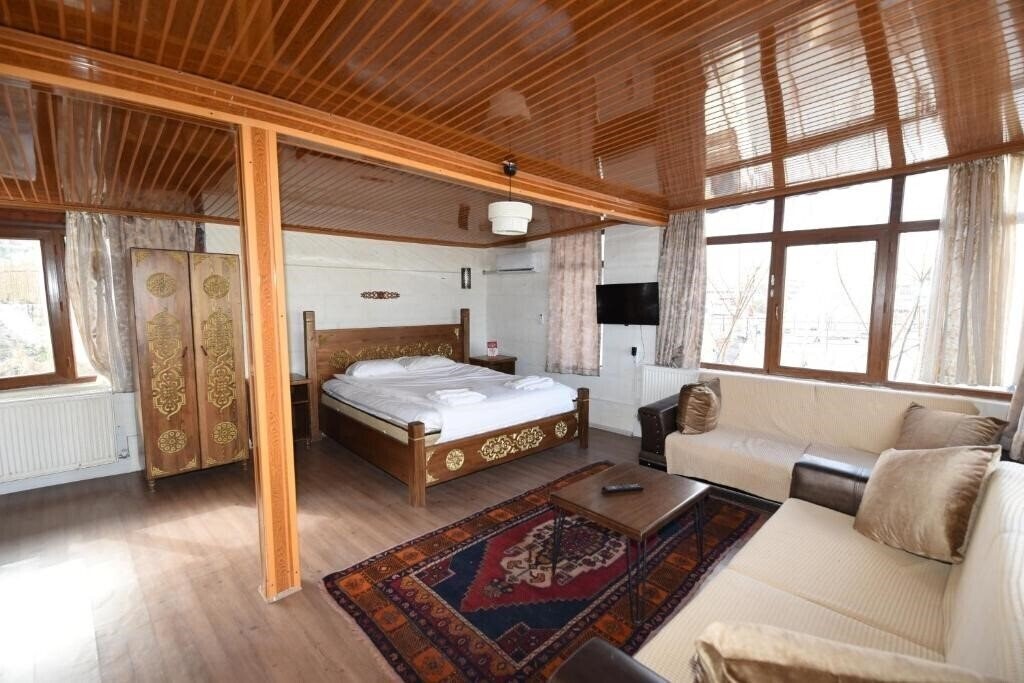 Фото Peri Cave Hotel 3*