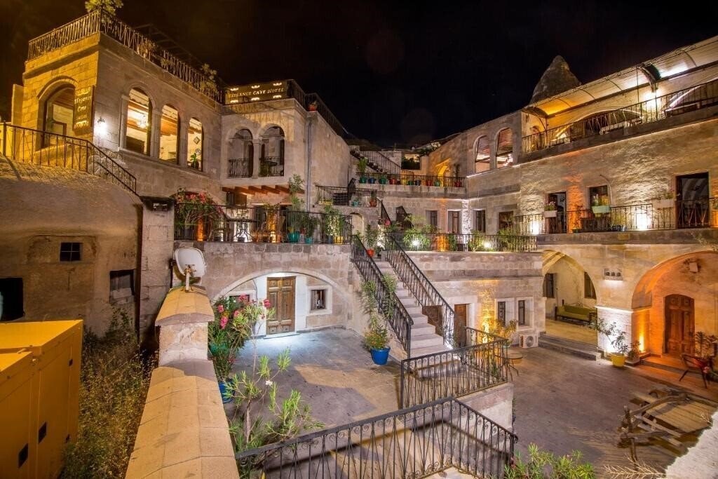 Изображение Elegance Cave Suites & Restaurant (ex. Dervish Cave Suites) 3*