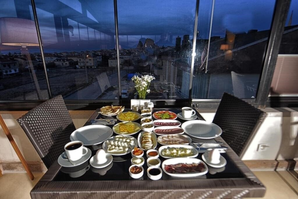 Картинка El Nazar Stone Suite 2*