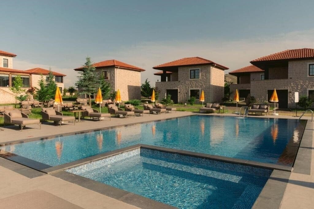 Готель Elevres Stone House Hotel 4*