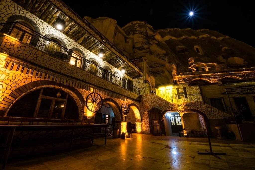Фотографія Elit Cave Suites Goreme 4*