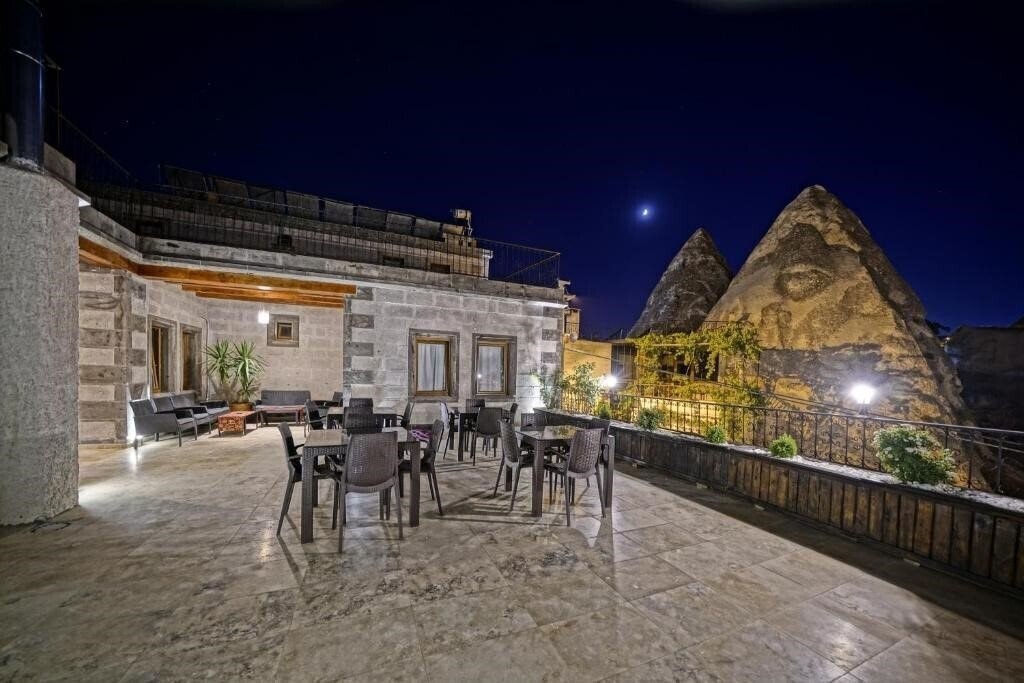 Готель Goreme Valley Cave House 2*