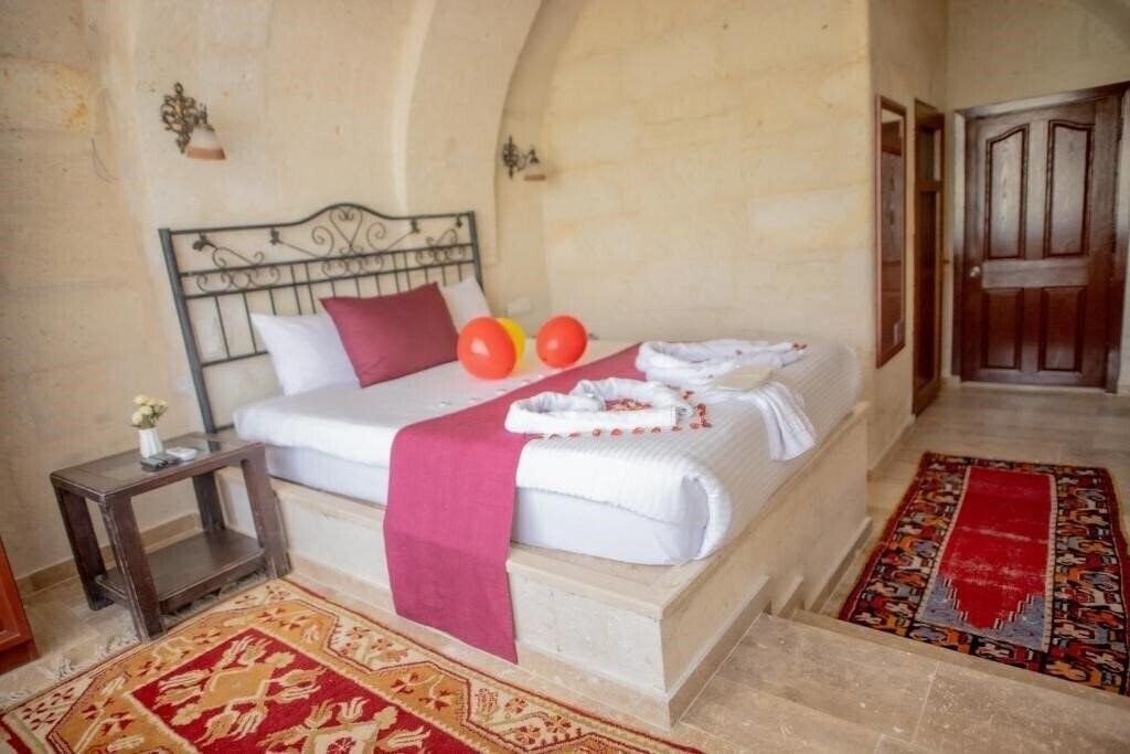 Фото Guven Cave Hotel 2*