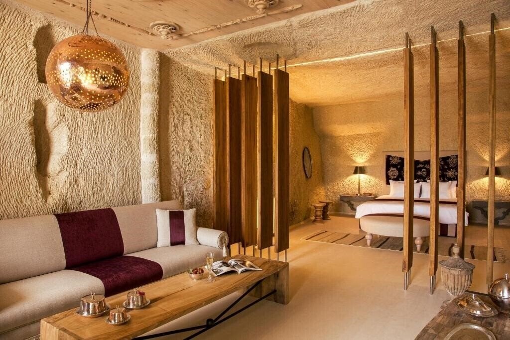 Отель Hezen Cave Hotel 4*