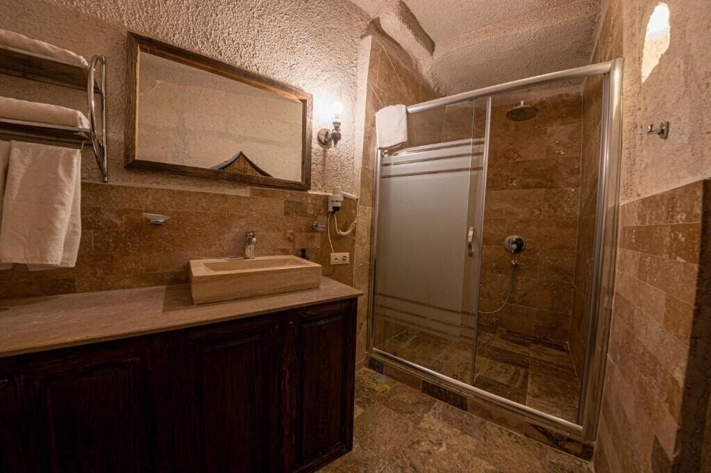 Фотографія Hidden Cave Hotel 4*