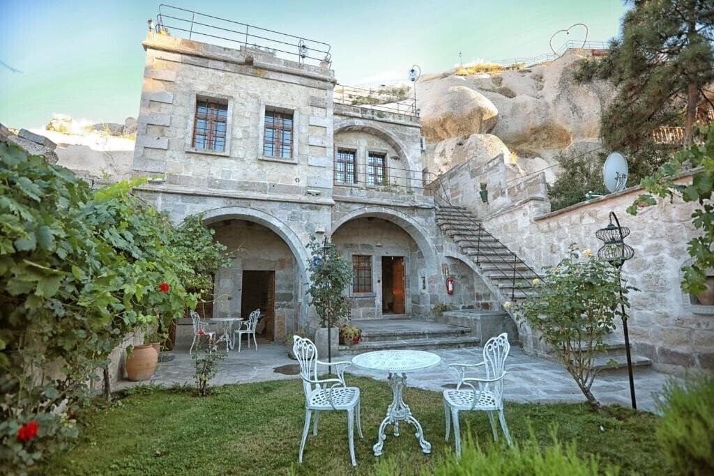Изображение Travellers Cave Pension 3*