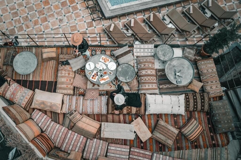 Картинка Local Cave House 3*