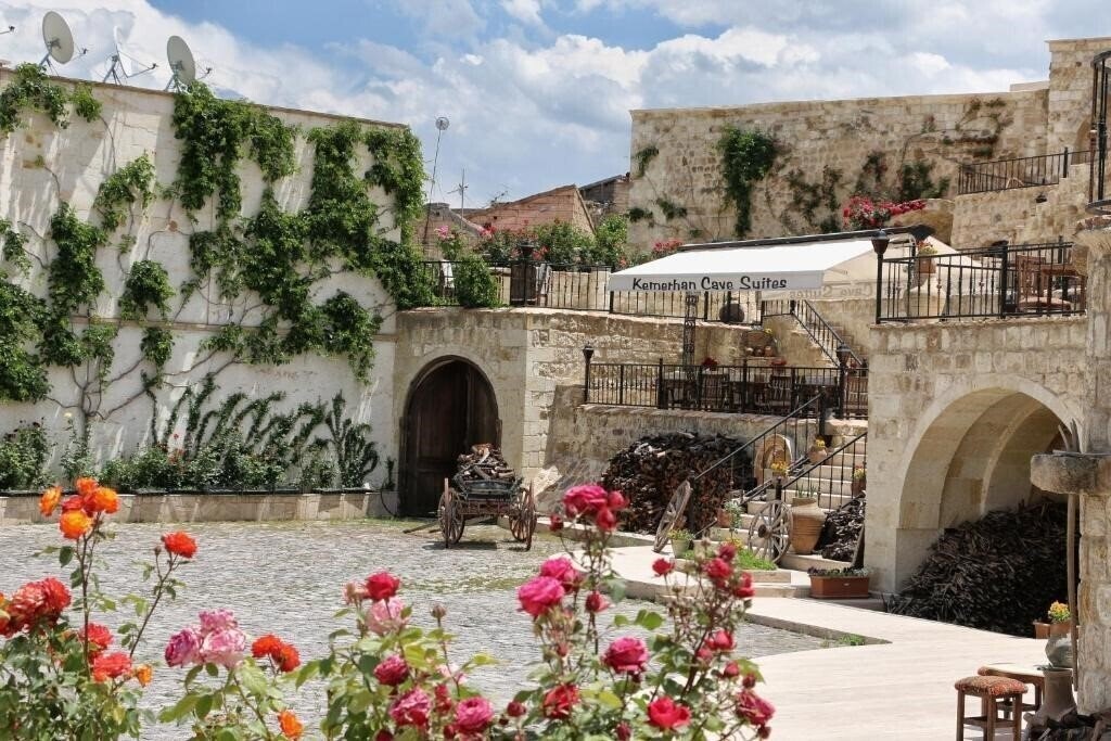Фотографія Kemerhan Cave Suites 4*