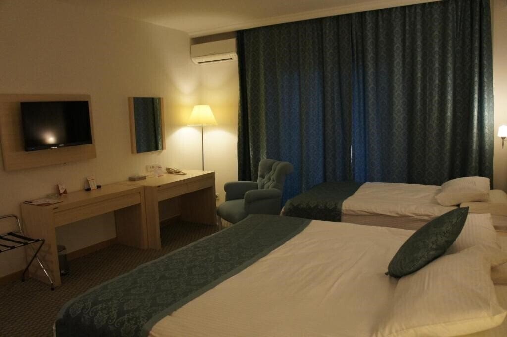 Фото Otel Ahsaray 4*