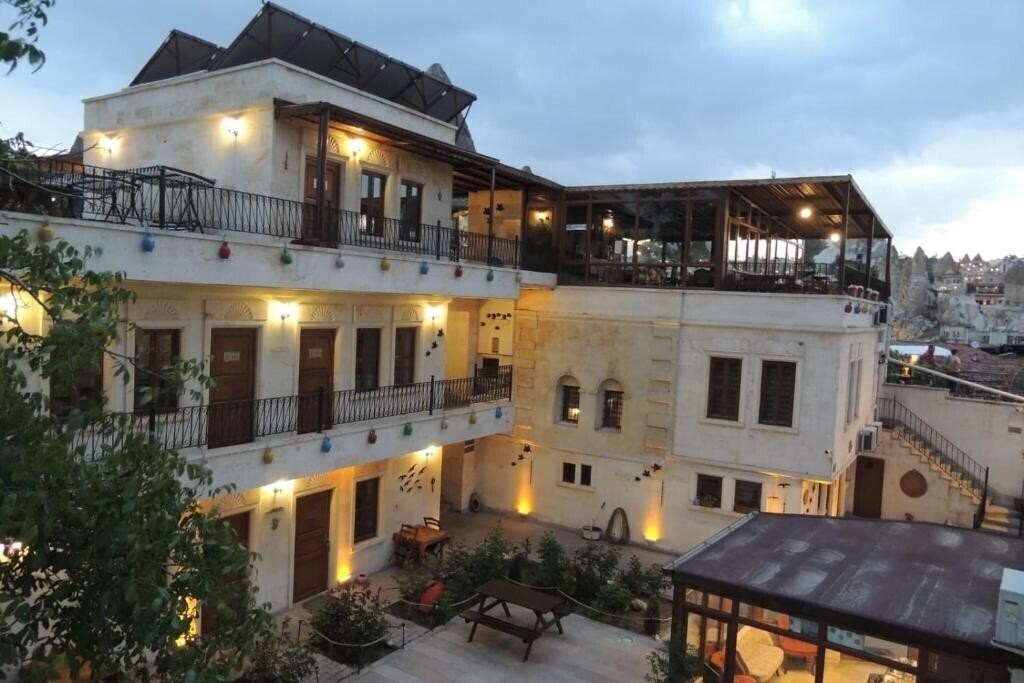 Готель Ozbek Stone House 3*