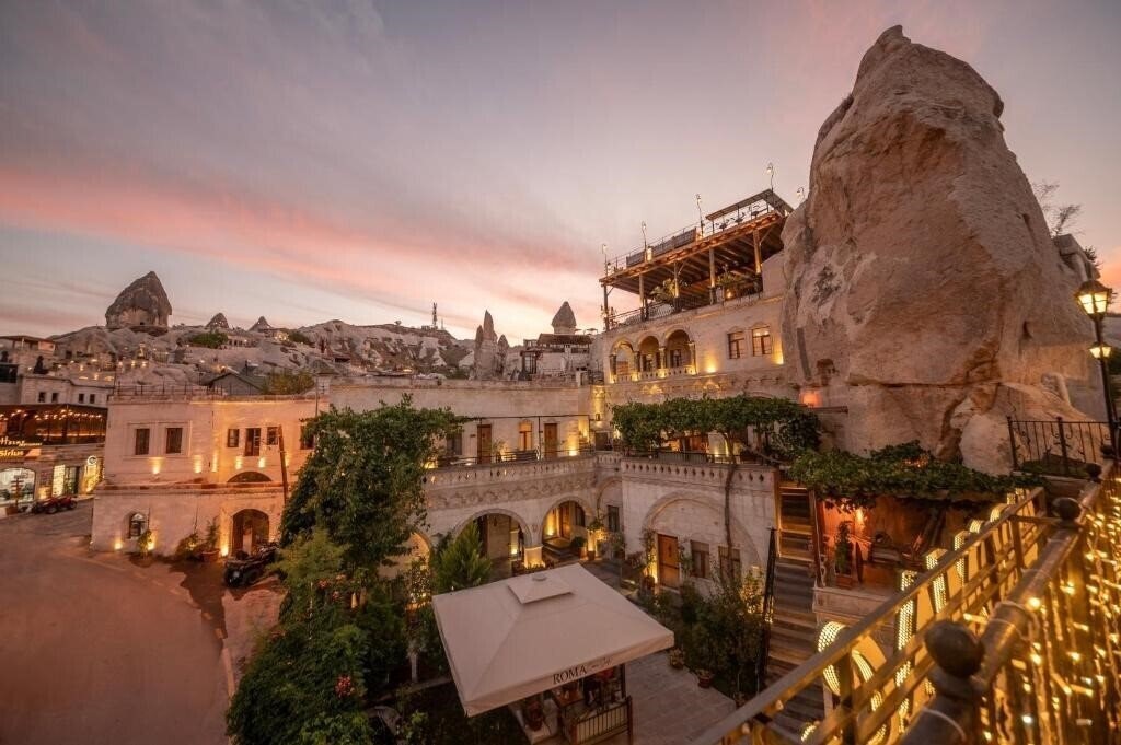 Отель Roma Cave Suite 4*