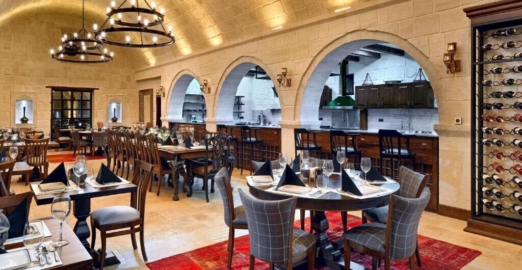 Фотографія Seraphim Cave Cappadocia Hotel 3*