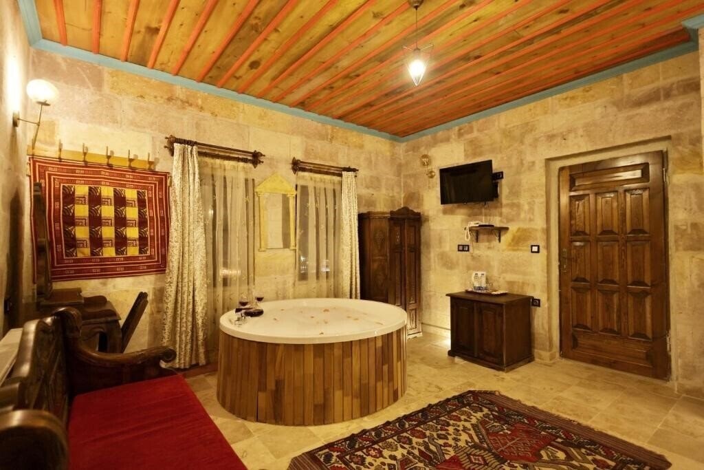 Фото Travel Inn Cave Hotel 3*