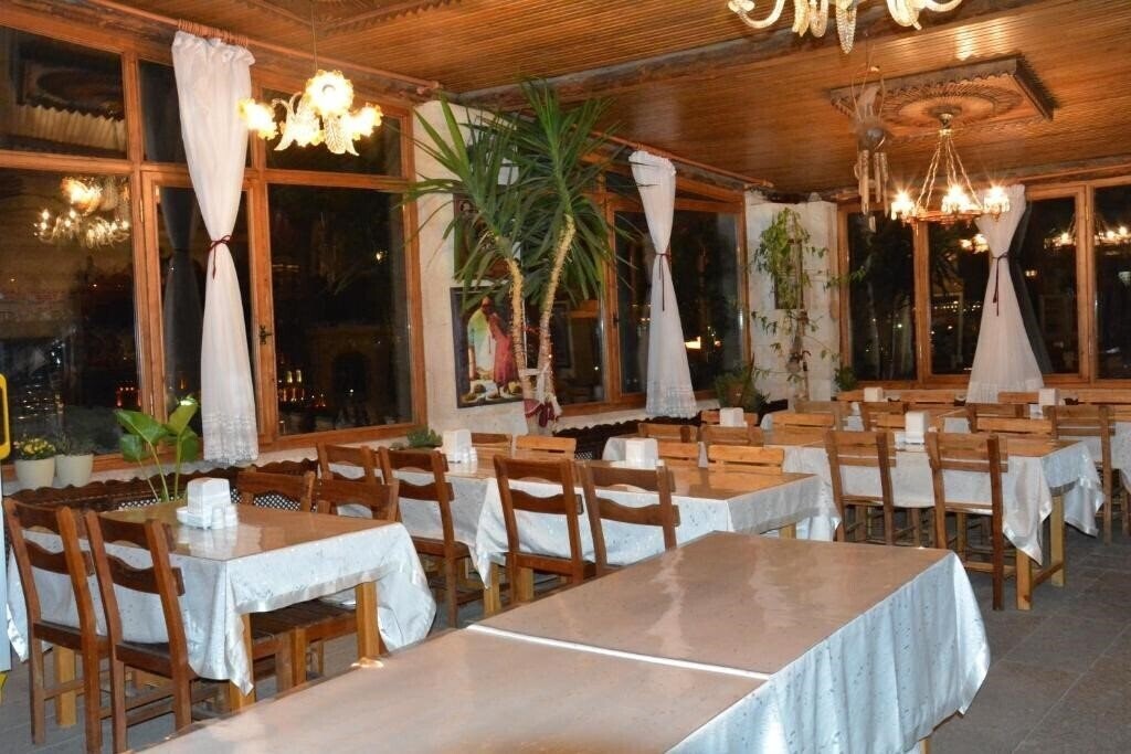 Фотографія Travel Inn Cave Hotel 3*