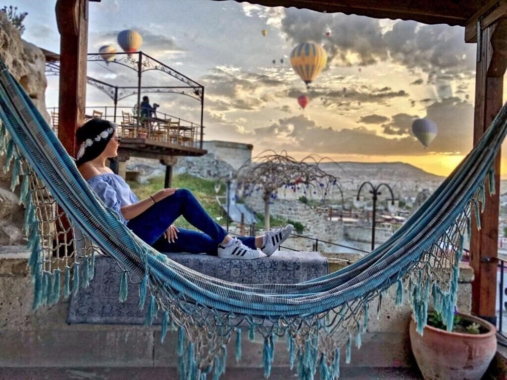 Фотографія Tulip Cave Suites (ex. Canyon View Hotel) 3*