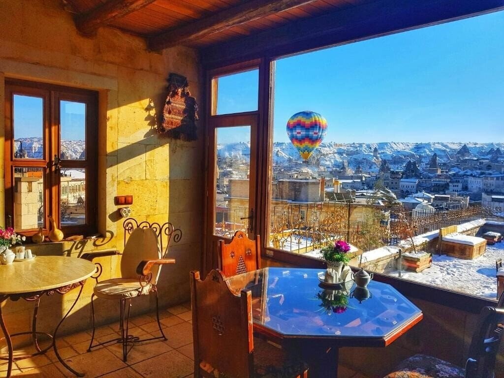 Фотографія Vineyard Cave Hotel 3*
