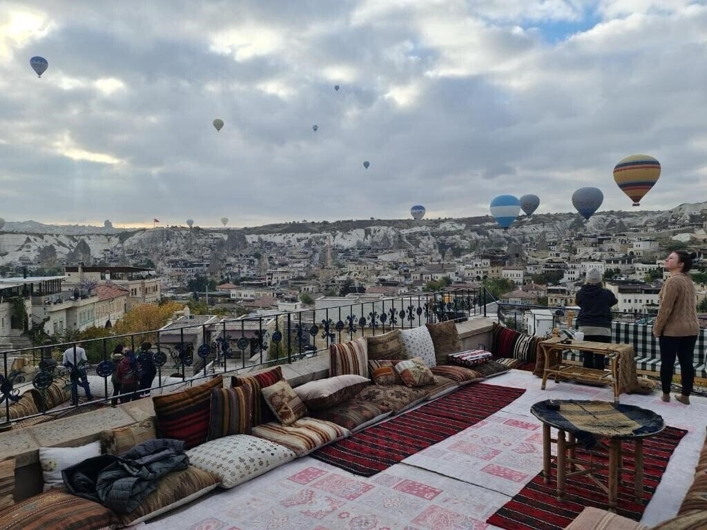 Картинка Vineyard Cave Hotel 3*