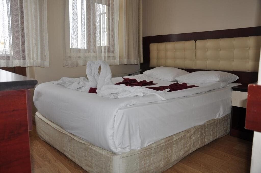 Фото Sena Hotels 3*