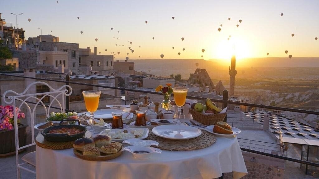 Фото Karlik Cave Suite Hotel 4*
