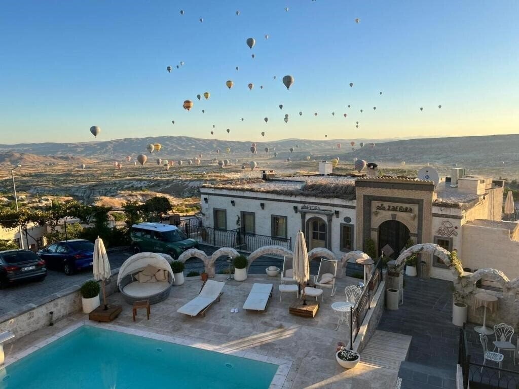 Готель Zafora Cave Suites Hotel 3*