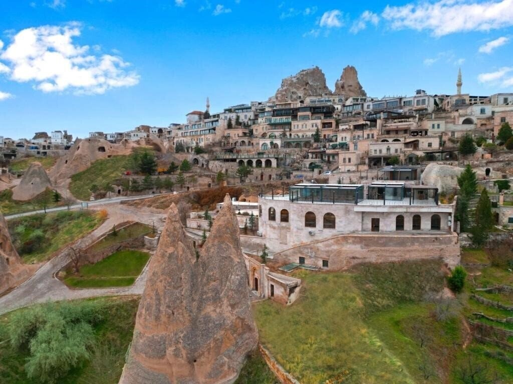 Готель CCR Cappadocia Cave Resort & SPA 5*