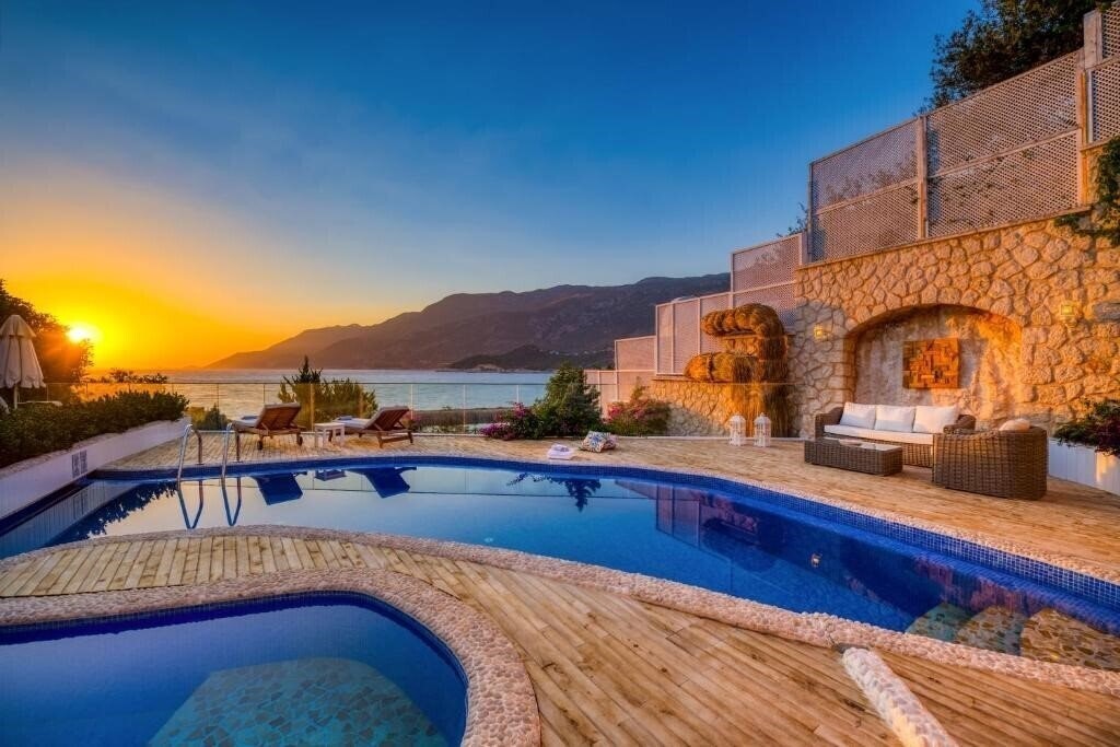 Зображення Peninsula Gardens 5*