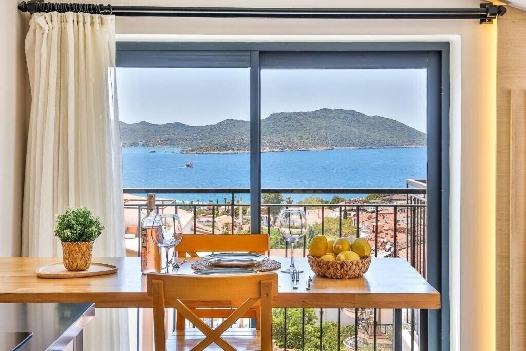 Отель Sole Suites 4*