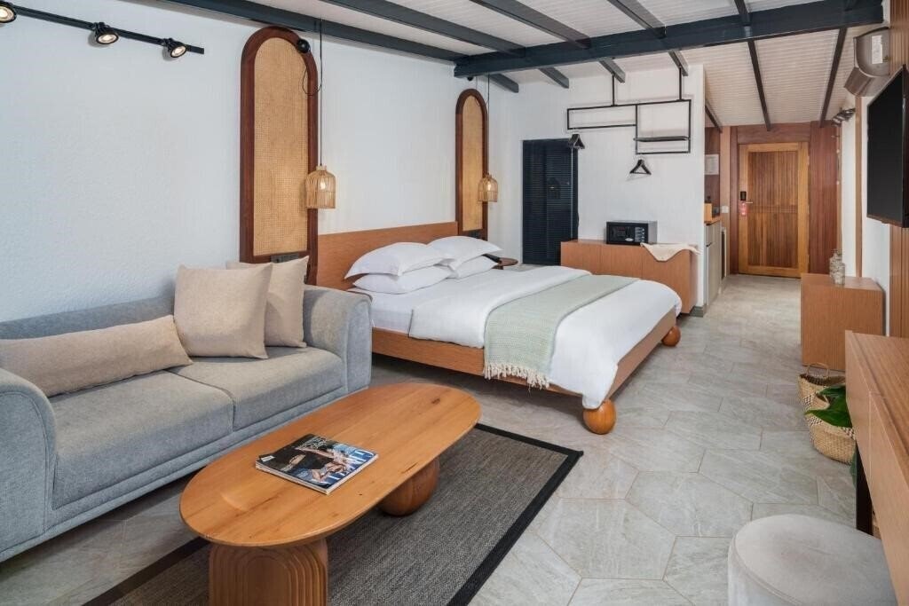 Фото Lupia Suites 3*