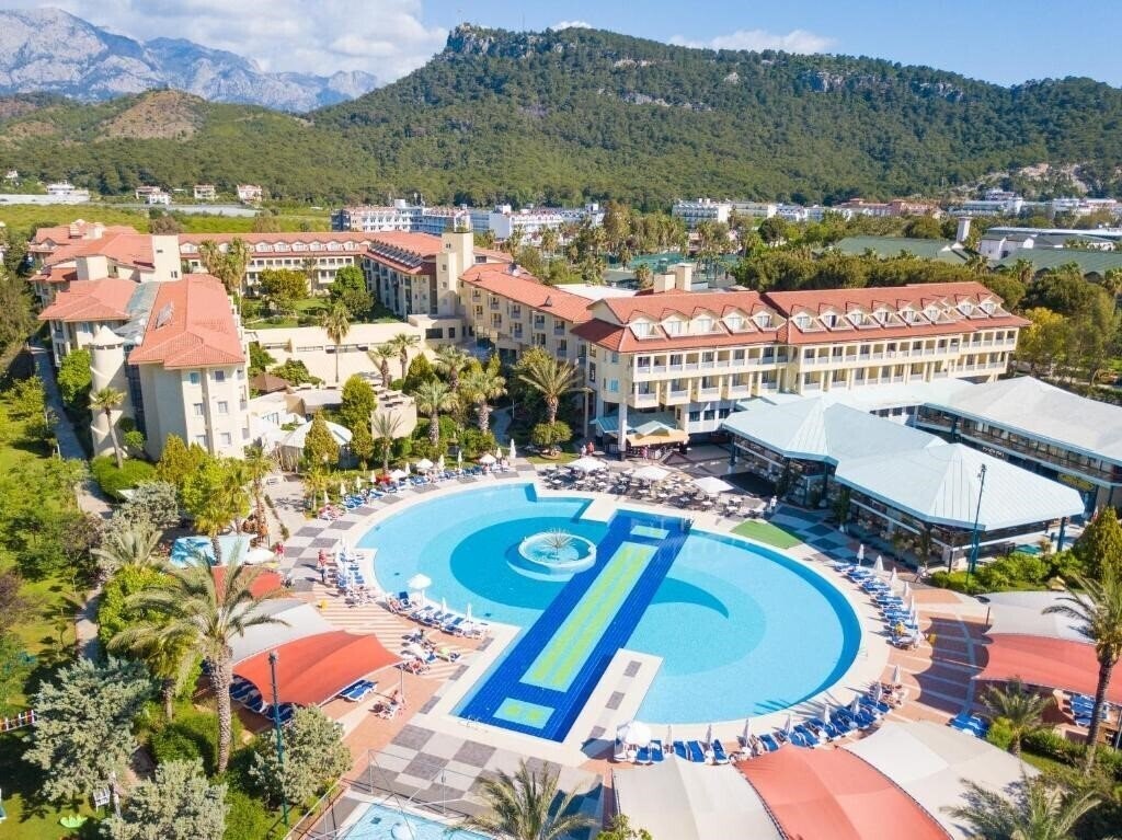 Фото Queen’s Park Le Jardin (ex. Le Jardin Resort Hotel) 5*