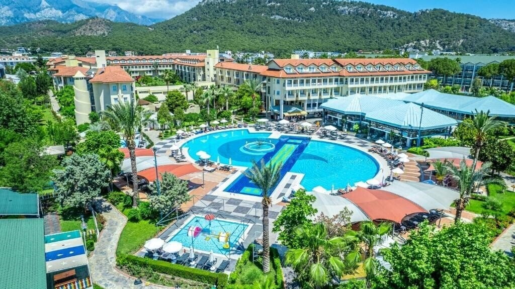 Фото Queen’s Park Le Jardin 5*