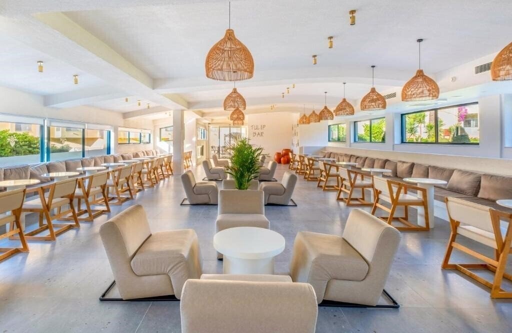Фотография Queen’s Park Le Jardin 5*