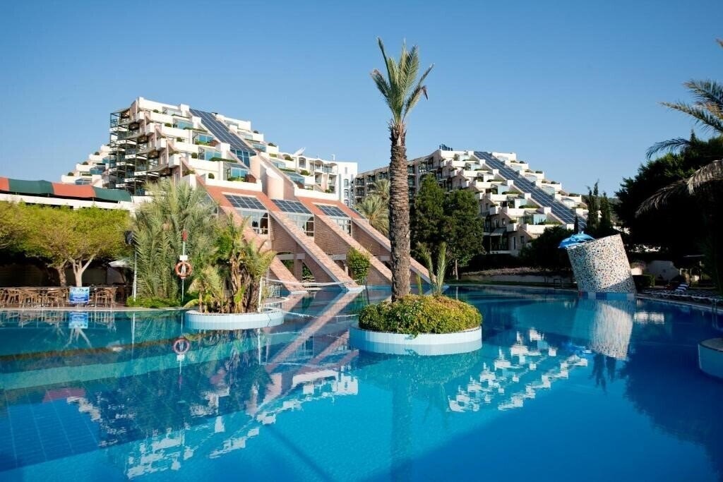 Готель Limak Limra Hotel & Resort 5*