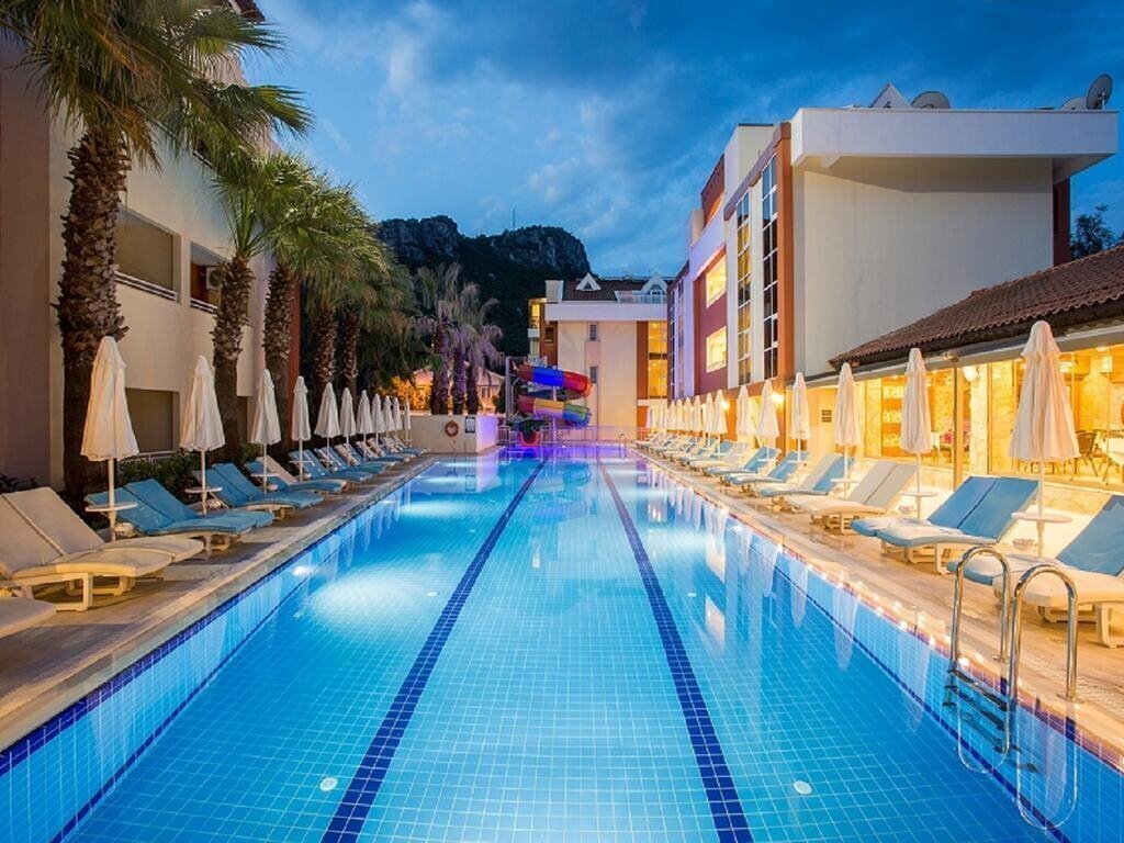 Готель Lavia Hotels Kemer (ex. Maya World Moonlight, Iko Garden Resort) 4*