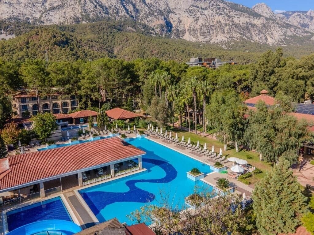 Готель Champion Holiday Village 5*