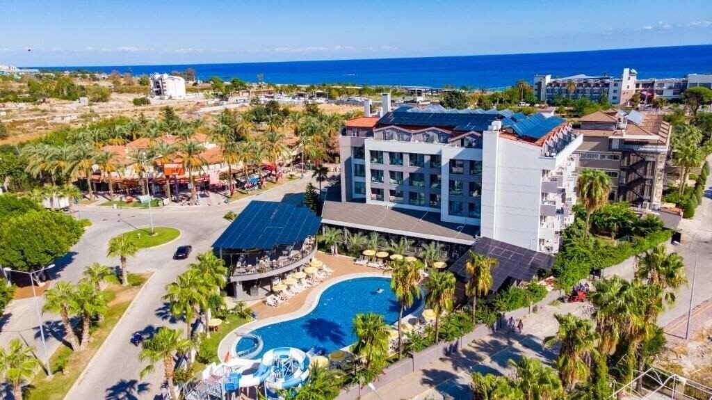 Фотографія Istanbul Beach Hotel 4*