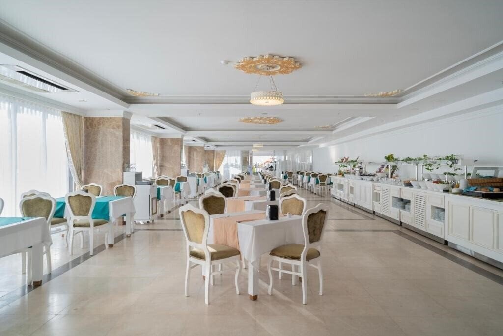Фотография SL La Perla Hotel Kemer 4*