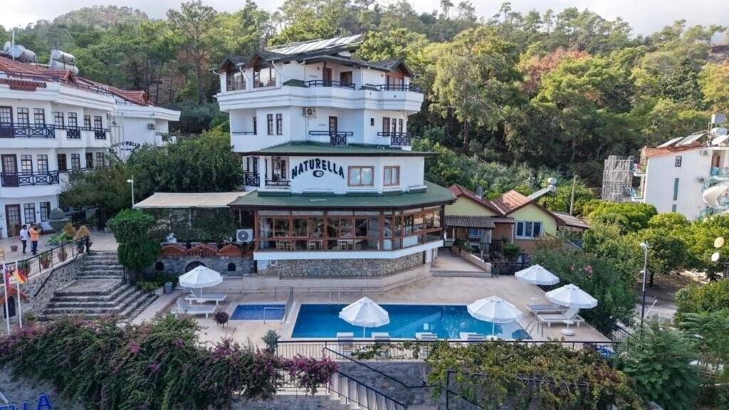 Готель Naturella Hotel & Apart 3*