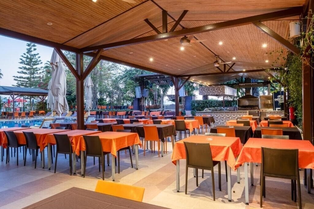 Фотографія Fame Beach Hotel 4*