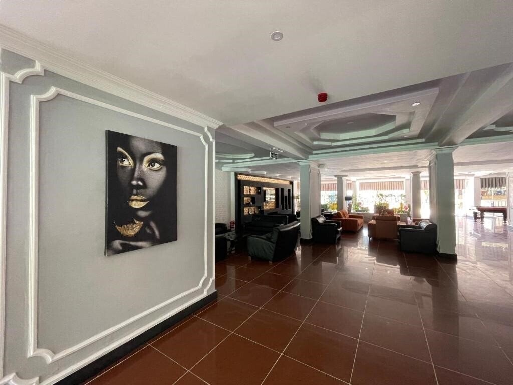 Фотографія Castle Park Hotel 3*
