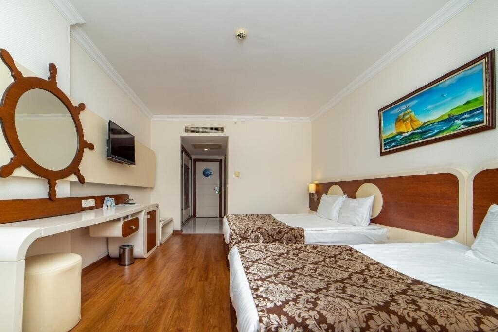 Зображення Transatlantik Hotel & Spa (ex. Queen Elizabet) 5*