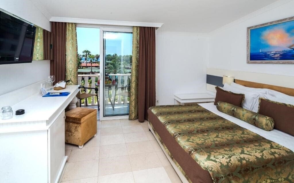 Фото Onkel Hotels Beldibi Resort 4*