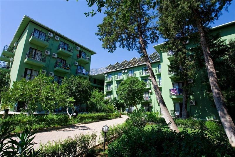 Фото Larissa Hotel 4*