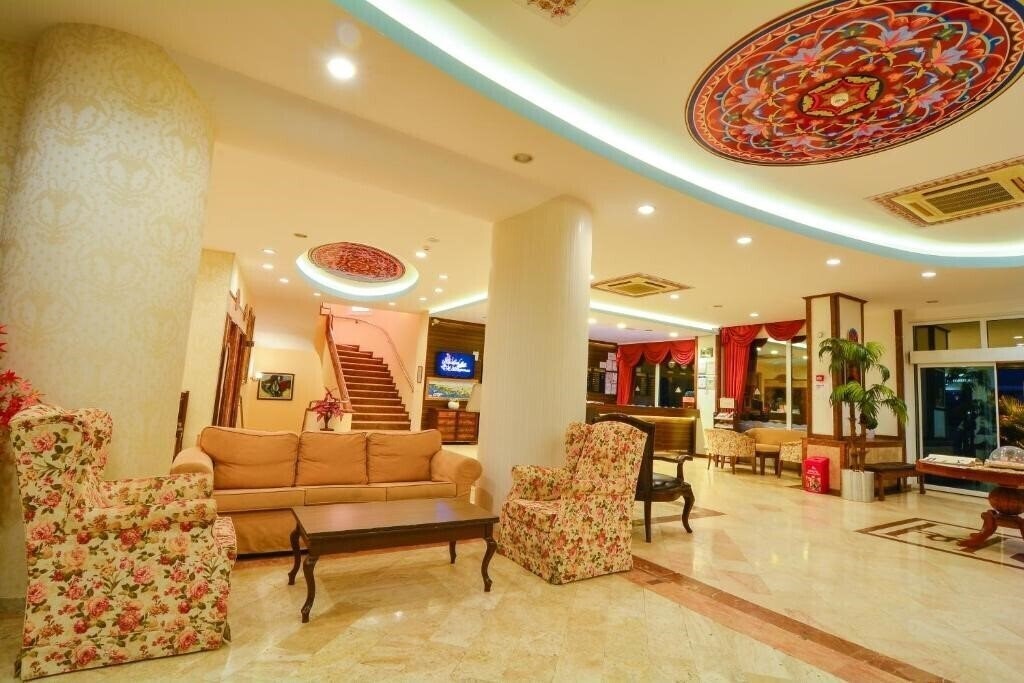 Фотографія Pine House 4*