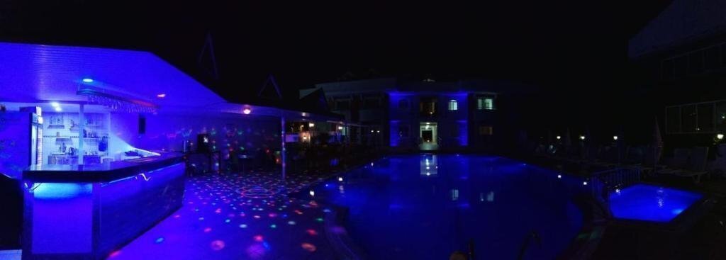 Картинка Savrose Suite Hotel 3*