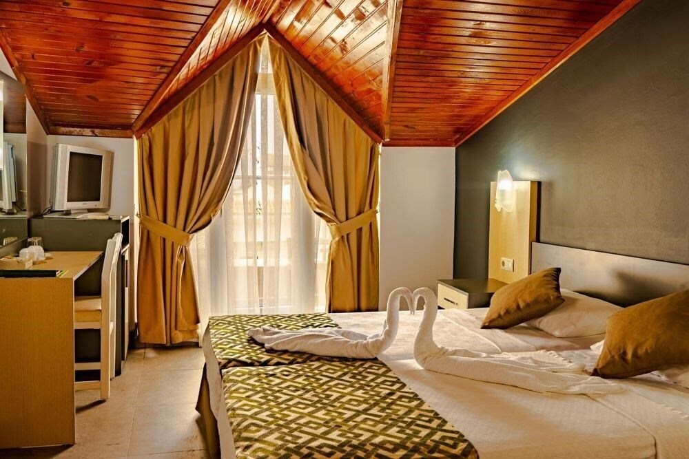 Фотографія Ambassador Hotel & SPA 4*