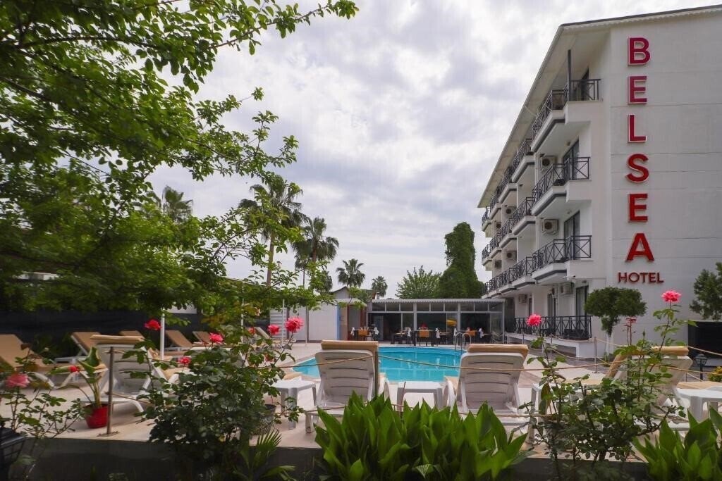 Готель Belsea Hotel 3*