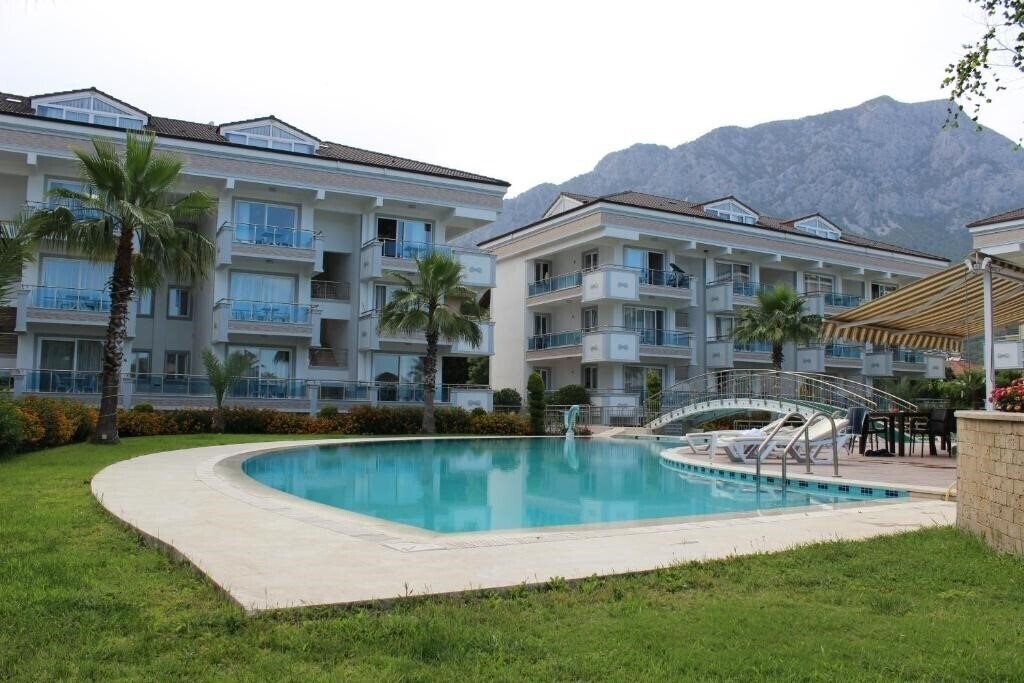 Готель Tebriz Apart Hotel 3*